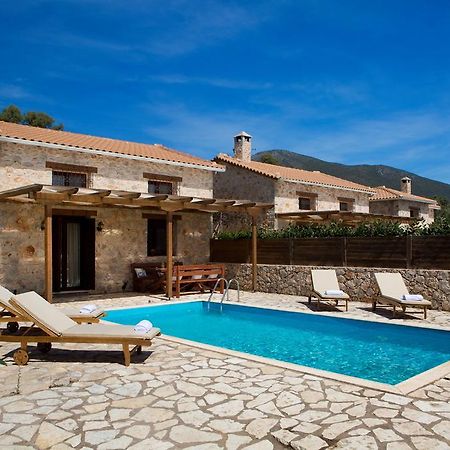Ivi Villa سيفوتا الغرفة الصورة